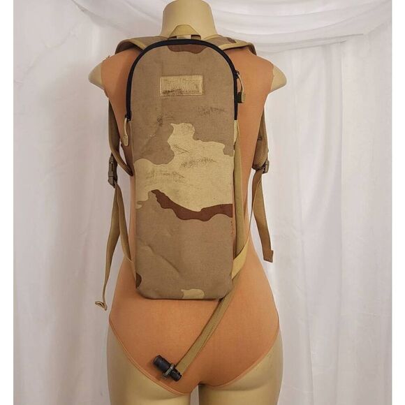 Hydrastorm hydration backpack - Picture 5 of 5